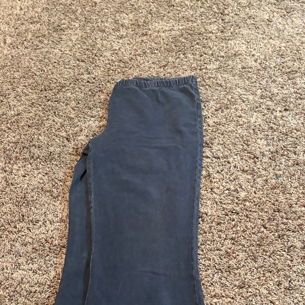 Distressed grey flare leggings